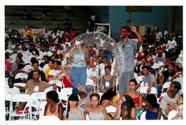 Encontro de Jovens do MST, na Ucicamp, 3o (Campinas-SP, 14 fev. 2001) [fotografia] / Fotógrafo(a) : Douglas Mansur. -- Ref.: BR-SPMST_MST-SN-CIN_AMP_000908-006999-ENJ.