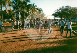 Passeata (Porto Bueno-RO, jul. 1989) [fotografia] / Fotógrafo(a) : Itelvina. -- Ref.: BR-SPMST_MST-SN-CIN_AMP_000443-002574-AMT.