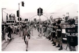 Batalha de Piraporinha (Piraporinha-SP, mai. 1989) [fotografia] / Fotógrafo(a) : Roberto Parizotti. -- Ref.: BR-SPMST_MST-SN-CIN_AMP_001770-012904-VPP.