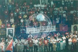 Encontro Estadual do MST, 10o (Belo Horizonte-MG, jan. 2002) [fotografia] / Fotógrafo(a) : Gildo Alves ; Pascoal August. -- Ref.: BR-SPMST_MST-SN-CIN_AMP_000932-007249-ENC.