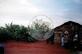 Assentamento "Ribeirão Bonito"do MST (Rio Grande do Sul, [sem data]) [fotografia] / Fotógrafo(a) : Arquivo MST. -- Ref.: BR-SPMST_MST-SN-CIN_AMP_000185-001307-ASS.