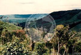 Assentamento "25 de Maio" do MST (Ponte Serrada-SC, fev. 1988) [fotografia] / Fotógrafo(a) : Arquivo MST. -- Ref.: BR-SPMST_MST-SN-CIN_AMP_000191-001358-ASS.