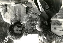 Assassinos do lavrador Carlos Silva (Vale do Ribeira-SP, 20 jun. 1985) [fotografia] / Fotógrafo(a) : Luiz Henrique Prado. -- Ref.: BR-SPMST_MST-SN-CIN_AMP_001790-012939-VPP.