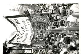 Manifestação Dia do Trabalhador Rural (São Paulo (Estado), 25 jul. 1986) [fotografia] / Fotógrafo(a) : Regina Vilela. -- Ref.: BR-SPMST_MST-SN-CIN_AMP_000369-001783-AMT.