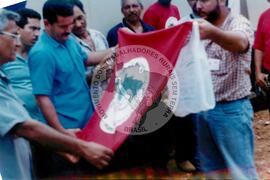 Delegação do MST em Cuba - 40º Aniversário da ANAP (Cuba, 15 mai. 1999) [fotografia] / Fotógrafo(a) : Nilton Viana. -- Ref.: BR-SPMST_MST-SN-CIN_AMP_001042-008354-RIT.