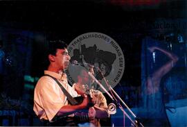 Festival da Reforma Agrária, 1o (Palmeiras das Missões-RS, 04 fev. 1999) [fotografia] / Fotógrafo(a) : Claudio Foschiera. -- Ref.: BR-SPMST_MST-SN-CIN_AMP_000806-005245-CUL.