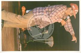 Semana Nacional de Cultura Brasileira e Reforma Agrária (Rio de Janeiro-RJ, 18 mar. 2002) [fotografia] / Fotógrafo(a) : João Laet. -- Ref.: BR-SPMST_MST-SN-CIN_AMP_001817-013429-NDT.