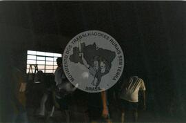 Acampamento do MST [sem identificação] (Promissão-SP, [sem data]) [fotografia] / Fotógrafo(a) : Douglas Mansur. -- Ref.: BR-SPMST_MST-SN-CIN_AMP_000056-000537-ACP.