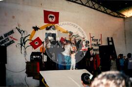 Inauguração da Rádio Comunitária (Itapeva-SP, 28 nov. 2008) [fotografia] / Fotógrafo(a) : Cláudio Foschieira. -- Ref.: BR-SPMST_MST-SN-CIN_AMP_000695-004048-ARV.