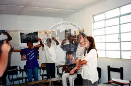 Inauguração da Rádio Comunitária (Itapeva-SP, 28 nov. 2008) [fotografia] / Fotógrafo(a) : Cláudio Foschieira. -- Ref.: BR-SPMST_MST-SN-CIN_AMP_000695-004054-ARV.