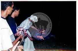 Encontro Estadual do Setor de Comunicação do MST – Centro de Capacitação Canudos no Assentamento "Quissamã" do MST (Sergipe, 07 dez. 2002) [fotografia] / Fotógrafo(a) : Leticia Barqueta. -- Ref.: BR-SPMST_MST-SN-CIN_AMP_001021-007919-ENC.