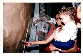 Inauguração 1ª Loja do MST (São Paulo (Estado), 13 jan. 2000) [fotografia] / Fotógrafo(a) : Fernando Braga. -- Ref.: BR-SPMST_MST-SN-CIN_AMP_001034-008217-ELF.