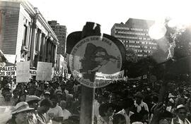 Romaria conquistadora da Terra Prometida (Porto Alegre-RS, 27 mai. 1986) [fotografia] / Fotógrafo(a) : Karine Emerich. -- Ref.: BR-SPMST_MST-SN-CIN_AMP_001956-014976-SPR.