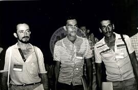 Congresso Nacional da CUT (CONCUT), 2o (Rio Grande do Sul, jul. 1986) [fotografia] / Fotógrafo(a) : Regina Vilela ; Sérgio C. Canova ; Milton Soares. -- Ref.: BR-SPMST_MST-SN-CIN_AMP_000741-004864-CSS.