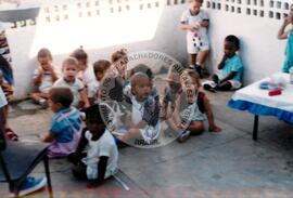 Delegação do MST em Cuba – 40º Aniversário da ANAP (Cuba, 15 mai. 1999) [fotografia] / Fotógrafo(a) : Nilton Viana. -- Ref.: BR-SPMST_MST-SN-CIN_AMP_001043-008377-RIT.