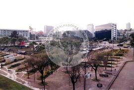 Acampamento Palácio do Governo (Curitiba-PR, 02 jun. 1999) [fotografia] / Fotógrafo(a) : Claudio Foschiera. -- Ref.: BR-SPMST_MST-SN-CIN_AMP_000434-002529-AMT.