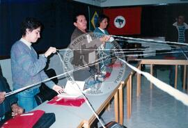 Reunião do Coletivo Nacional de Comunicação (São Paulo-SP, jul. 2001) [fotografia] / Fotógrafo(a) : Letícia Barqueta. -- Ref.: BR-SPMST_MST-SN-CIN_AMP_001940-014648-ACS.