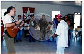 Encontro Estadual do Setor de Comunicação do MST – Centro de Capacitação Canudos no Assentamento "Quissamã" do MST (Sergipe, 07 dez. 2002) [fotografia] / Fotógrafo(a) : Leticia Barqueta. -- Ref.: BR-SPMST_MST-SN-CIN_AMP_001021-007927-ENC.