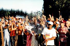 Acampamento "Nova Canudos" do MST (Porto Feliz-SP, fev. 1999) [fotografia] / Fotógrafo(a) : Douglas Mansur. -- Ref.: BR-SPMST_MST-SN-CIN_AMP_000047-000332-ACP.