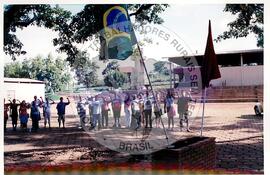 Plenária no Encontro Nacional de Militantes da Comunicação (Ribeirão Preto-SP, 02 dez. 2002) [fotografia] / Fotógrafo(a) : Leticia Barqueta. -- Ref.: BR-SPMST_MST-SN-CIN_AMP_000953-007563-ENC.