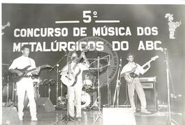 Sindicatos - Festival de Música no ABC (São Paulo (Estado), [sem data]) [fotografia] / Fotógrafo(a) : Débora Cortez. -- Ref.: BR-SPMST_MST-SN-CIN_AMP_000758-005025-CSS.