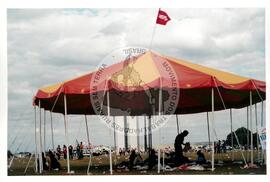 Marcha dos Cem Mil (Distrito Federal (Brasil), [sem data]) [fotografia] / Fotógrafo(a) : Luciney Martins. -- Ref.: BR-SPMST_MST-SN-CIN_AMP_001401-011263-MAC.