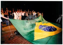 Tribunal da Divida Externa (Rio de Janeiro-RJ, 26 abr. 1999) [fotografia] / Fotógrafo(a) : Douglas Mansur. -- Ref.: BR-SPMST_MST-SN-CIN_AMP_000136-001062-ACS.