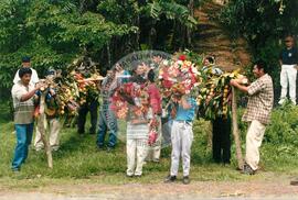Márcia e Rosana em Encontro de Sistematização de Epxeriências (Nicarágua, 22 jun. 2002) [fotografia] / Fotógrafo(a) : Arquivo MST. -- Ref.: BR-SPMST_MST-SN-CIN_AMP_001053-008527-RIT.