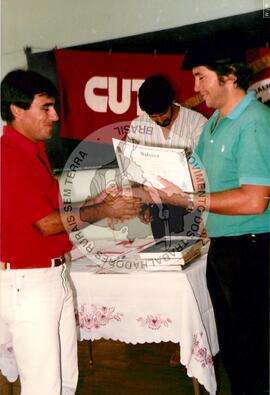 Encerramento do curso para monitores (Espiríto Santo-ES, [sem data]) [fotografia] / Fotógrafo(a) : Arquivo MST. -- Ref.: BR-SPMST_MST-SN-CIN_AMP_000824-005486-CUR.