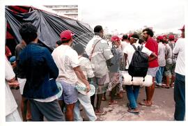 Marcha Popular pelo Brasil (Juíz de Fora-MG, [sem data]) [fotografia] / Fotógrafo(a) : Douglas Mansur. -- Ref.: BR-SPMST_MST-SN-CIN_AMP_001412-011384-MAC.