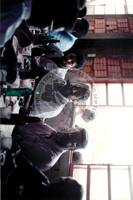 Valter Barelli (Mato Grosso do Sul, [sem data]) [fotografia] / Fotógrafo(a) : Arquivo MST ; Douglas Mansur. -- Ref.: BR-SPMST_MST-SN-CIN_AMP_001713-012760-PER.