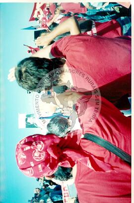 Inauguração do Monumento em homenagem a Antônio Tavares Pereira (Curitiba-PR, 01 mai. 2001) [fotografia] / Fotógrafo(a) : Leticia Barqueta. -- Ref.: BR-SPMST_MST-SN-CIN_AMP_001026-008062-ELF.