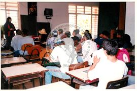 Oficina de Rádio (Pontal de Parapanema-SP, 30 jul. 2001) [fotografia] / Fotógrafo(a) : Mineirinho. -- Ref.: BR-SPMST_MST-SN-CIN_AMP_000693-003983-ARV.