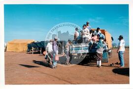 Acampamento do MST [sem identificação] (Promissão-SP, [sem data]) [fotografia] / Fotógrafo(a) : Douglas Mansur. -- Ref.: BR-SPMST_MST-SN-CIN_AMP_000056-000526-ACP.