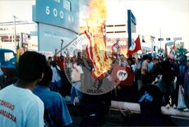Jornadas de Lutas (Cuiabá-MT, abr. 1999) [fotografia] / Fotógrafo(a) : Inácio José Werner. -- Ref.: BR-SPMST_MST-SN-CIN_AMP_001926-014489-SJM.