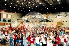 Encontro de Jovens do MST, na Ucicamp, 3o (Campinas-SP, 14 fev. 2001) [fotografia] / Fotógrafo(a) : Michelle Cafaldo. -- Ref.: BR-SPMST_MST-SN-CIN_AMP_000909-007075-ENJ.