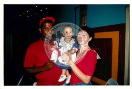 Encontro de Jovens do MST, na Ucicamp, 3o (Campinas-SP, 14 fev. 2001) [fotografia] / Fotógrafo(a) : Douglas Mansur. -- Ref.: BR-SPMST_MST-SN-CIN_AMP_000907-006956-ENJ.