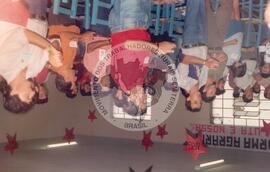 Encontro Estadual (Caçador-SC, dez. 1992) [fotografia] / Fotógrafo(a) : Chiquinho. -- Ref.: BR-SPMST_MST-SN-CIN_AMP_001948-014698-ACS.