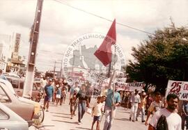 Caminhada do Pontal do Paranapanema (Presidente Prudente-SP, 24 jul. 1993) [fotografia] / Fotógrafo(a) : Bernardo Fernandes ; André Telles. -- Ref.: BR-SPMST_MST-SN-CIN_AMP_001429-011620-MAC.