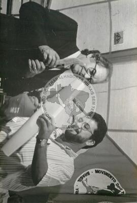 Acampamento Nacional (Brasília-DF, ago. 1996) [fotografia] / Fotógrafo(a) : Francisca P. Montejo. -- Ref.: BR-SPMST_MST-SN-CIN_AMP_001835-014008-OCU.