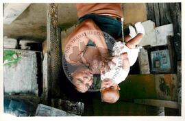 Semana Nacional de Cultura Brasileira e Reforma Agrária (Rio de Janeiro-RJ, 18 mar. 2002) [fotografia] / Fotógrafo(a) : João Laet. -- Ref.: BR-SPMST_MST-SN-CIN_AMP_001817-013417-NDT.