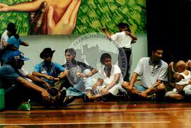 Encontro de Jovens do MST, na Ucicamp, 3o (Campinas-SP, 14 fev. 2001) [fotografia] / Fotógrafo(a) : Paulo Augusto. -- Ref.: BR-SPMST_MST-SN-CIN_AMP_000903-006740-ENJ.