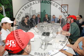 [Título n/d] : lote nº 002, pasta nº 000066, doc. nº 000102 [imagem] / Fotógrafo(a) : [autoria n/d].