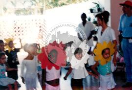 Delegação do MST em Cuba – 40º Aniversário da ANAP (Cuba, 15 mai. 1999) [fotografia] / Fotógrafo(a) : Nilton Viana. -- Ref.: BR-SPMST_MST-SN-CIN_AMP_001043-008382-RIT.