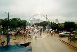 Mobilização dos Sem Terra (Pernambuco, 1996) [fotografia] / Fotógrafo(a) : Arquivo MST. -- Ref.: BR-SPMST_MST-SN-CIN_AMP_000545-003060-AMT.