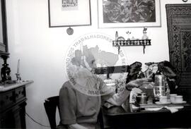 Lélia Abramo (Brasil, [sem data]) [fotografia] / Fotógrafo(a) : Fernando T. China. -- Ref.: BR-SPMST_MST-SN-CIN_AMP_001611-012230-PER.