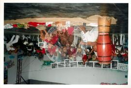 Semana Nacional de Cultura Brasileira e Reforma Agrária (Rio de Janeiro-RJ, 18 mar. 2002) [fotografia] / Fotógrafo(a) : João Laet. -- Ref.: BR-SPMST_MST-SN-CIN_AMP_001811-013142-NDT.