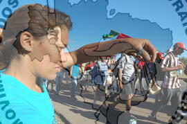 [Título n/d] : lote nº 002, pasta nº 000045, doc. nº 000013 [imagem] / Fotógrafo(a) : [autoria n/d].