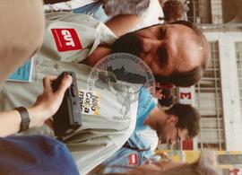 Manifestação pró Impechment - UNE E CUT (São Paulo (Estado), 25 ago. 1992) [fotografia] / Fotógrafo(a) : Juan Pezzeto. -- Ref.: BR-SPMST_MST-SN-CIN_AMP_000384-002102-AMT.