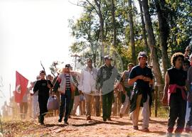 Assentamento "Tamarana" do MST (Paraná, [sem data]) [fotografia] / Fotógrafo(a) : Maria Luísa Mendonça. -- Ref.: BR-SPMST_MST-SN-CIN_AMP_000171-001206-ASS.